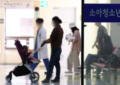 '돈 되는' 성형·피부과 늘어나는데…소아과·산부인과는 줄었다