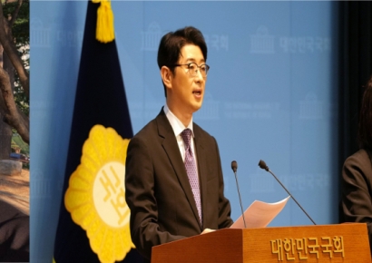"매일 폭탄주 지각 尹 보다가, '살인적 스케줄' 李 믿기지 않나"…백승아, 주진우 저격