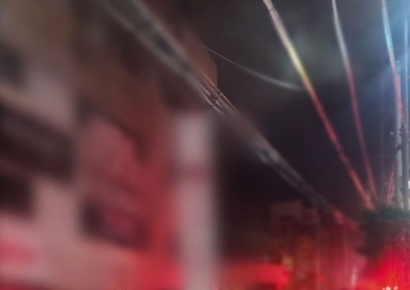 심야 노래연습장서 화재 1명 숨지고 6명 다쳐… 30여명 긴급대피