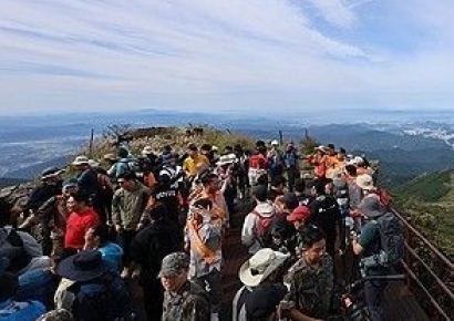 광주시, 9일 무등산 정상 개방…시내버스 증편