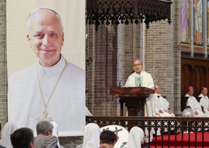 교황 "레바논 국민과 가까이 있어"…트럼프 연일 비판하는 바티칸