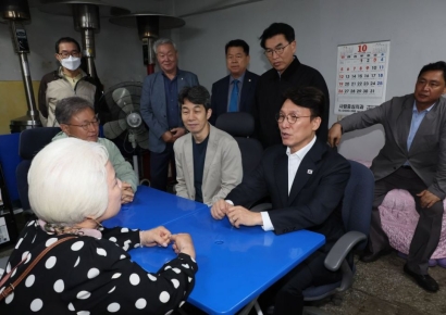 "왜 어리석게"… 쉼터사업 총리 비판에 서울시 "사업구조 개선 중"