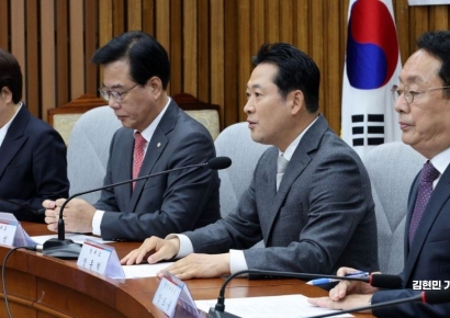 [포토] 반도체-AI 첨단산업특위 출범식, 발언하는 장동혁 대표