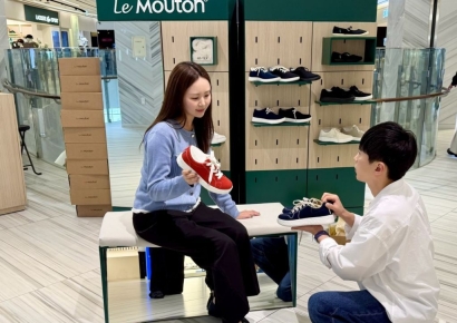  편안함·환경적 가치 실현… 신세계 센텀시티, 천연소재 슈즈 브랜드 ‘르무통’ 선봬