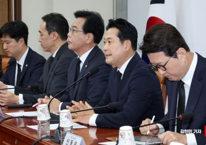 [포토] 장동혁 "김현지, 훔으면 숨을 수록 의혹 커질 것"