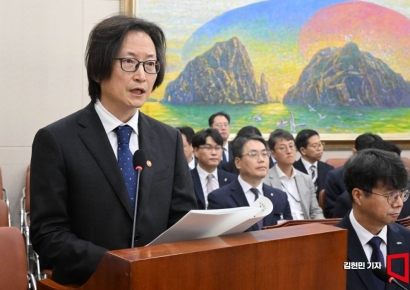 [2025국감]주병기 공정위원장 "AI·반도체 투자 촉진 위해 금산분리 완화 검토"