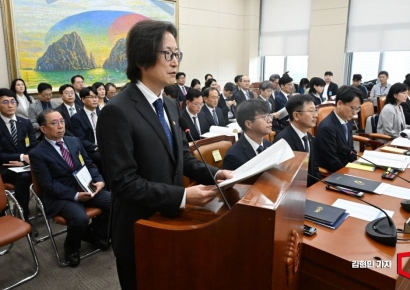 공정위원장 "쿠팡 김범석, 재벌총수 지정여부 검토 중" 