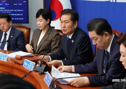 [포토] 정청래 “국민안전대책단 설치...김병주 등 캄보디아 급파”