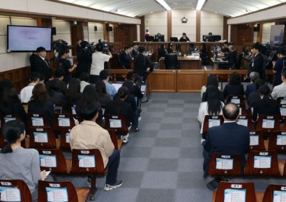 이상민 7년형 선고에 충격받은 與…"尹재판 눈 부릅뜨고 지켜보겠다"