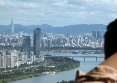 "초강력 규제, 집값잡기 아니고 세금걷기였나"…증권가, '숨은 목적' 지적[부동산AtoZ]