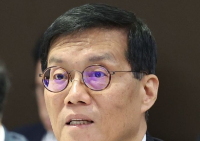 [2025국감]이창용 "부동산 시장 과열, 종합 정책으로 막아야"