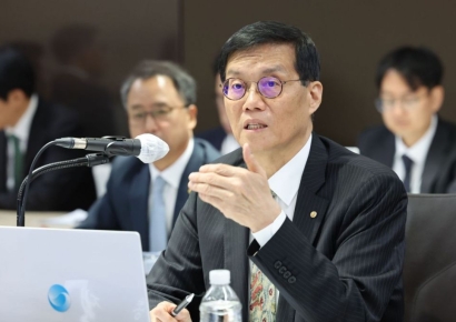 Lee Chang-yong: "To Be Honest, I Am Afraid... Those With Incentive to Move Assets Overseas Will Use Stablecoins First" [2025 National Audit]