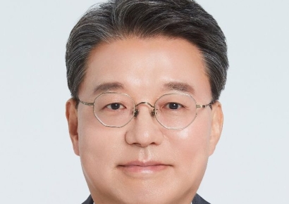 [Invest&Law]법무법인 광장, '헌법 전문가' 김정원 전 헌법재판소 사무처장 영입