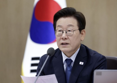 훈풍 부는 코스피…李 "정책 효과나면 더 좋은 결과…비생산적 투기수요는 억제"
