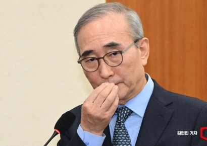 KT "고객 해지 위약금 면제…매달 100GB 데이터 자동 제공"(상보)