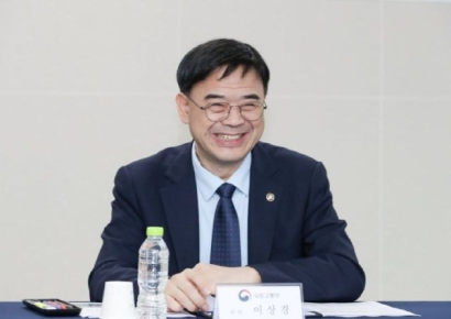 "기다렸다 사라…나는 벌써 샀다" 국토부 고위직, 규제지역 '똘똘한 한 채'[부동산AtoZ]