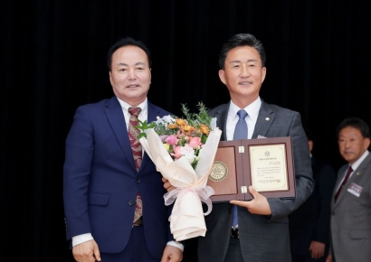 공주시의회 임달희 의장, '대한민국 의정봉사대상' 수상