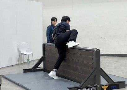 "누가 쉽다고 했냐" 숨이 턱까지 차올라 '헥헥'…'멘붕' 온 경찰 순환식 체력검사