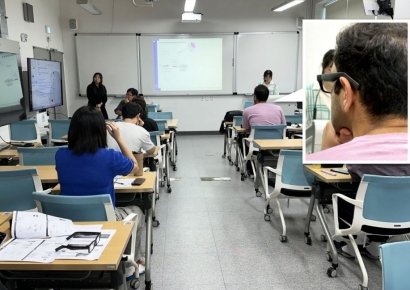 부산대, 국내 대학 최초 ‘AI 통번역 안경’ 시범 도입