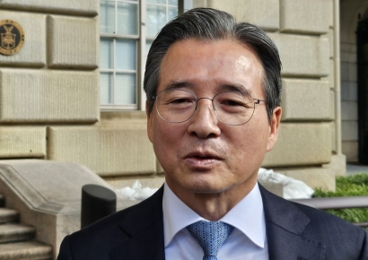 '대통령 의중' 품고 방미한 김용범·김정관, 추가협상 마치고 24일 새벽 귀국