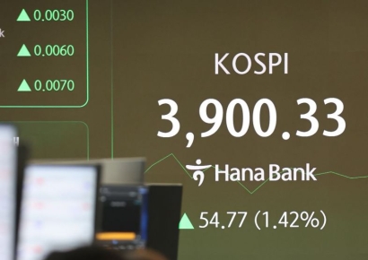 코스피 1%대 상승…장 초반 3903 신고가 경신