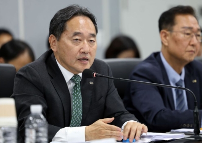 [국감2025] 국민연금 이사장 "국내 주식 비중 고민해야"