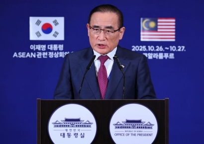 李대통령, 아세안서 미중일 리더 만날까…안보실장 "조우 가능성"