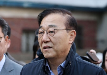김윤덕 국토장관, 이상경 논란에 공개석상 첫 사과…"송구하다"