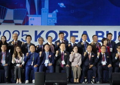 이강덕 포항시장, 세계한인경제인과 손잡고 지역산업 글로벌 성장 견인