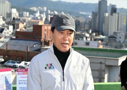 가리봉 재개발 현장 찾은 오세훈 "집값 안오른 곳도 규제 묶여…해제 건의"(종합)