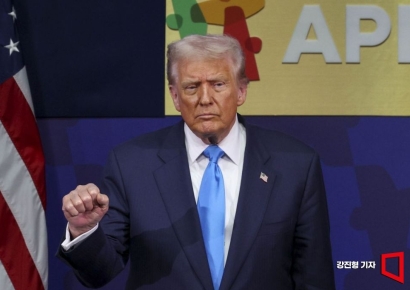 트럼프 "이란, 48시간 내 호르무즈 안 열면 발전소 초토화할 것"