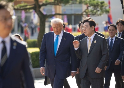 한미 관세협상 극적 타결…수익 배분 '5대 5' 주고, '年 200억 달러 한도' 받았다 [경주APEC]