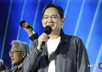 [포토] 인사하는 이재용 회장