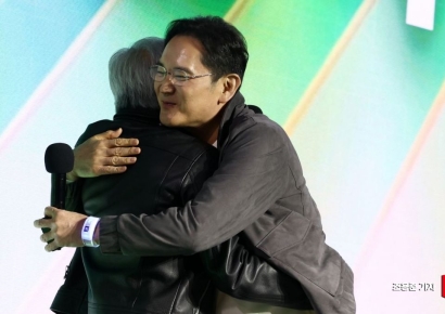 '내년을 주목하라'…삼성전자 HBM4, 엔비디아 테스트서 최고 평가 받았다