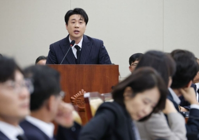 '장사의신' 은현장 국감출석 "가세연 김세의 빨리 수사해야"