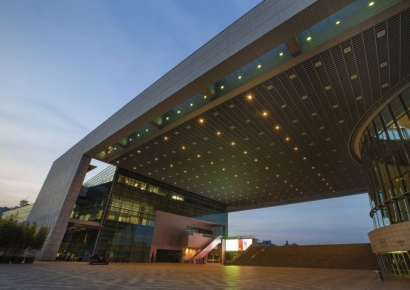 국립중앙박물관 관람객 650만 돌파…"세계 3대 박물관 수준" 