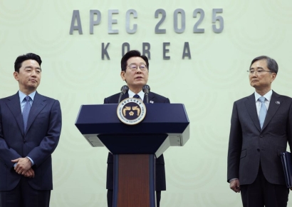 李대통령, 오늘 싱가포르 총리와 첫 양자회담…안보·AI·투자 등 협력 논의 계획