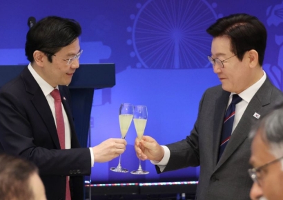 李대통령 "韓·싱가포르 공통점 많아…빛나는 전략 동반자 관계로"