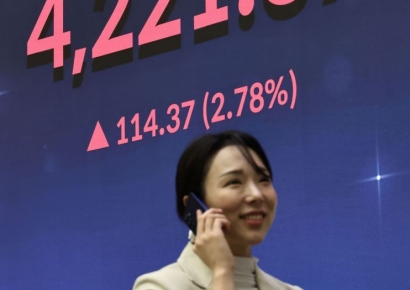 "삼성전자 구조대 왔습니다" 절반 이상 250만원 수익…가장 극단적으로 갈렸다