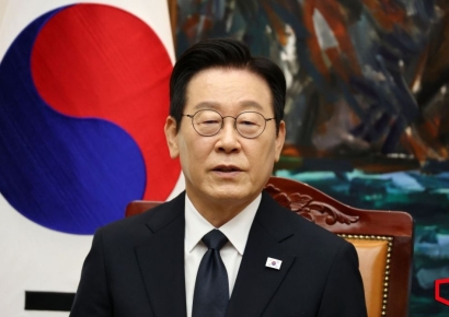 Red Cross President: "Only People with Dark Faces Gathered"... President Lee Orders Inspection