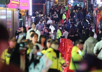 "상품 태그만 안 떼면 되지" 김칫국물 자국에 암내까지…얌체족에 우는 자영업자들