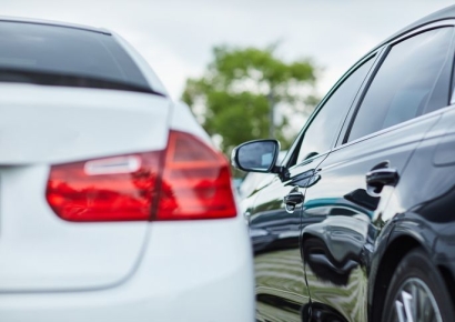 [Exclusive] "Now You'll Want to Park Next to a Genesis"...Radar Technology to Completely Prevent 'Door Dings'