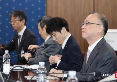 [포토] 한일차관전랻대화 참석한 후나코시 다케히로 사무차관