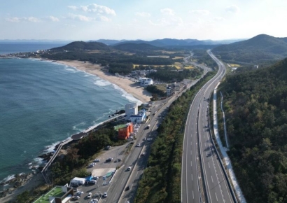 ‘포항∼영덕 고속도로’ 개통… 동해안 광역경제권 새 시대 열려