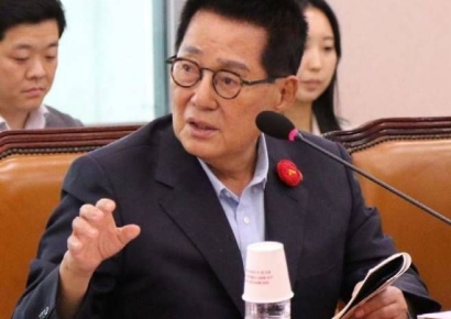 박지원 의원 "김건희 뇌물 받는 것 세계 제일 금메달리스트"