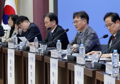 내년 세법전쟁 시작…법인세·교육세 인상 등 쟁점