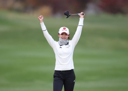 'Assault Leader' Hwang Yoomin Jumps to 29th in World Rankings