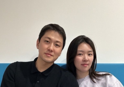 "한국 오길 잘했네" 10일 만에 매출 870만원…유튜브로 인생 뒤집은 역이민 부부[콘텐츠커머스] 