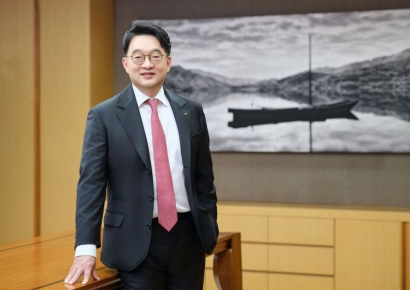 OCI, 육아휴직 제도화·3자녀 정년보장… 新가족친화 정책 시행