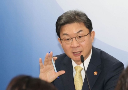 이억원 "자본시장 활성화 법안, 정기국회서 통과 추진"